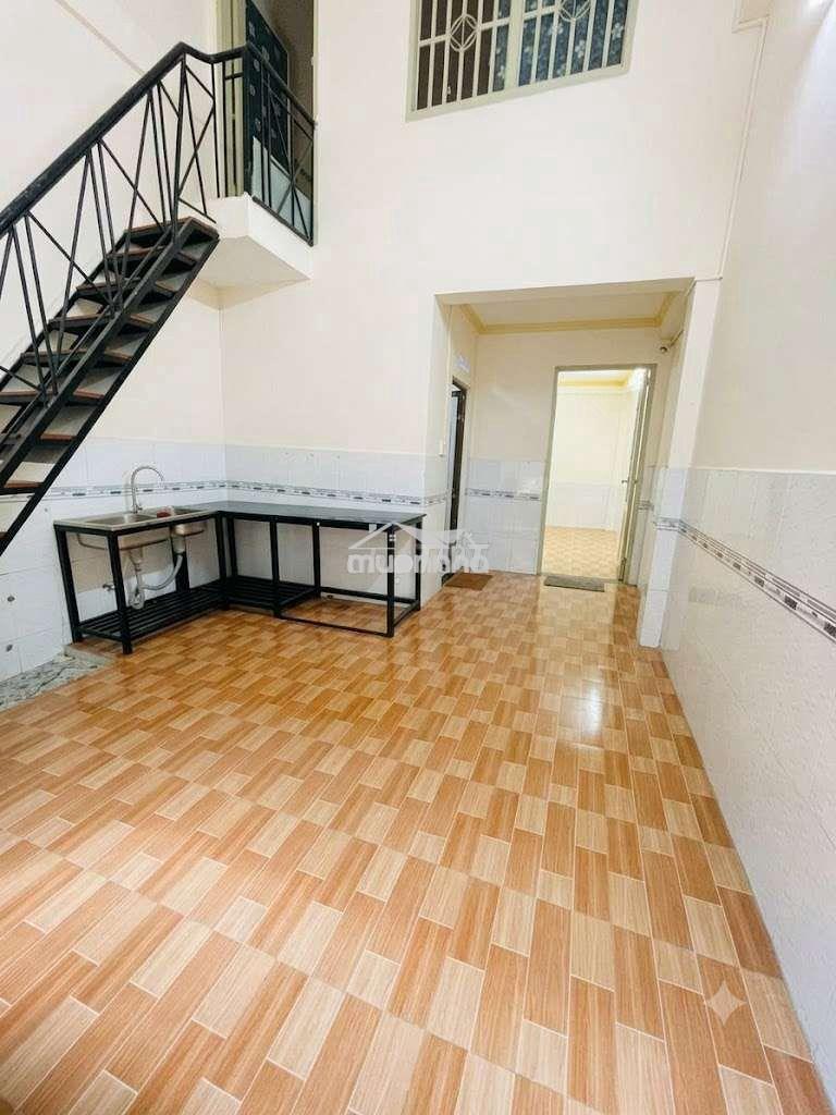 Nhà nguyên căn 65m2 giá rẻ 