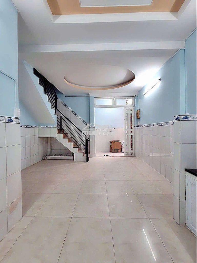 Cho thuê nhà 2pn 2wc gần trường đh sài gòn , đh sư phạm , p1 quận 5