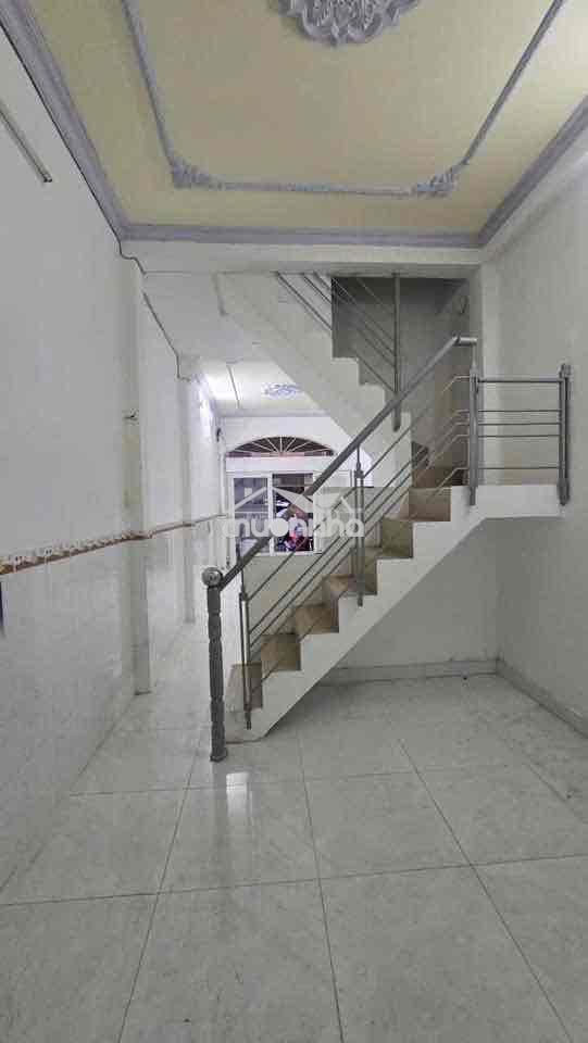 Nguyên căn hẻm xe hơi khu kiều đàm quận 7