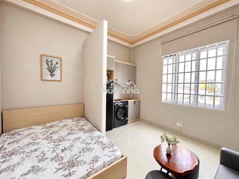 Nhà mới xây ngay iuh - vlu full nội thất cao cấp sát mặt tiền
