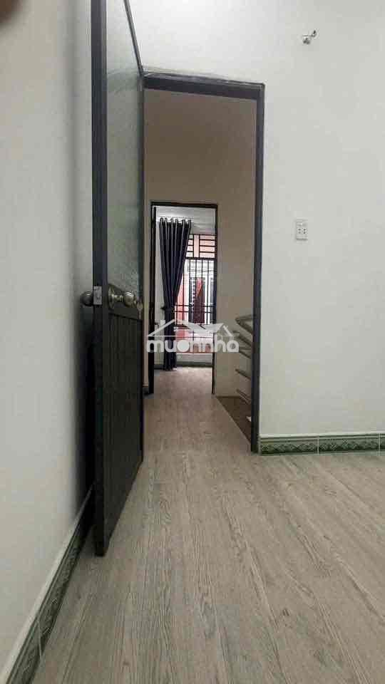 Tôi bán nhà ngay nhà máy bia đúc lầu kiên cố cách đường lớn 20m - Ảnh 4