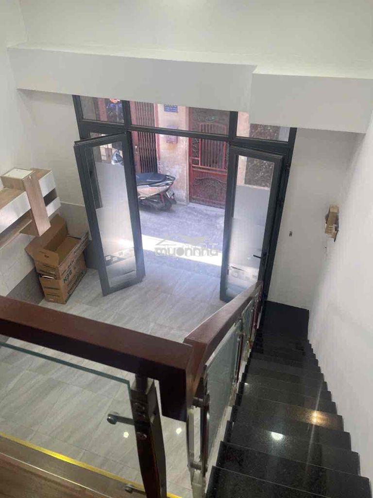 Cần cho thuê nhà nguyên căn bờ bao tân thắng