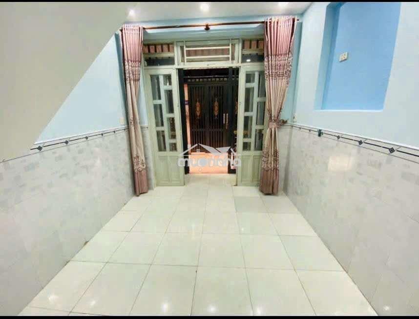 Nhà 2 lầu 4pn2wc. lê thị riêng q12. gần ubnd quận. - Ảnh 4