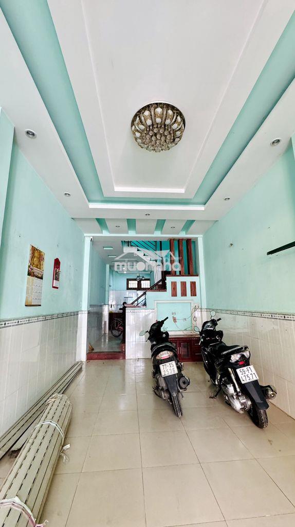 Cho thuê nhà hẻm 373 lý thường kiệt, 3.5x17m, 2 lầu, giá 17 triệu tl