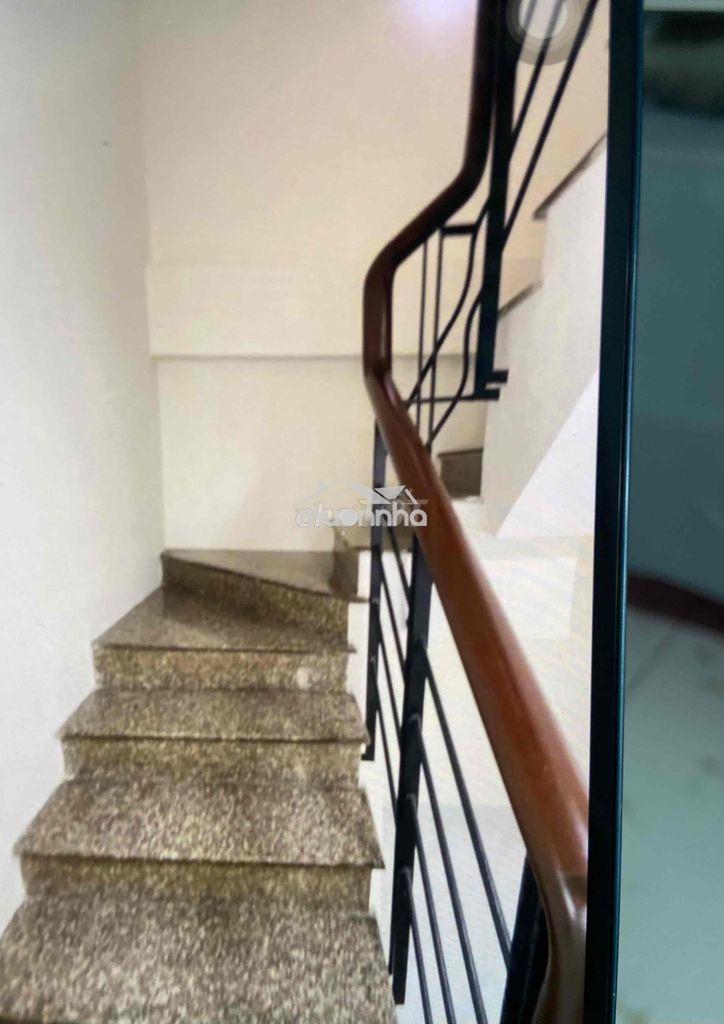 Hẻm 3m cách mặt tiền 10m đuờng cao thắng q 3, ngang 3,4x13m 4 tầng