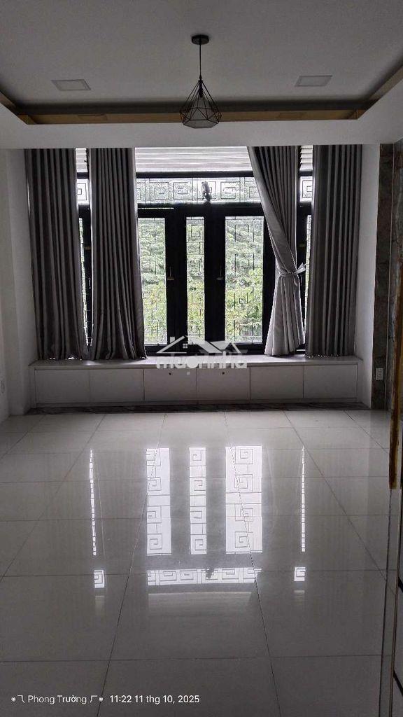 Nhà 1trệt 2lầu 1sân thượng 3pn 3wc hẻm xe tải ngay gần trường trần phú - Ảnh 4