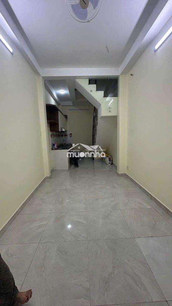 Nhà nc mới đẹp tr 2 lầu sth 2pn 3vs trần đình xu q1