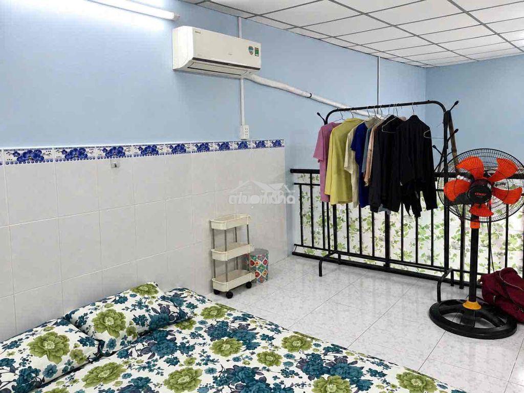 Nhà 1 trệt 1 lầu có nội thất hẻm nguyễn thị thập quận 7 - Ảnh 4