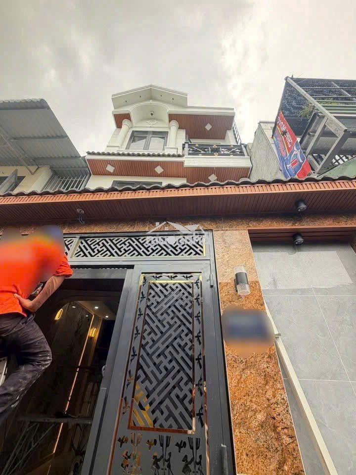 Nhà 3 tầng - hẻm 2640 huỳnh tấn phát , nhà bè .