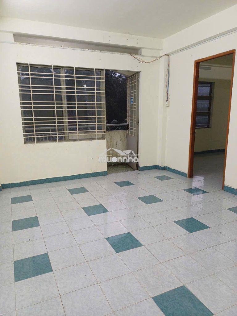 Chính chủ bán căn hộ lê thị riêng q.10 - 60m2 - 2pn căn góc thang máy. - Ảnh 2
