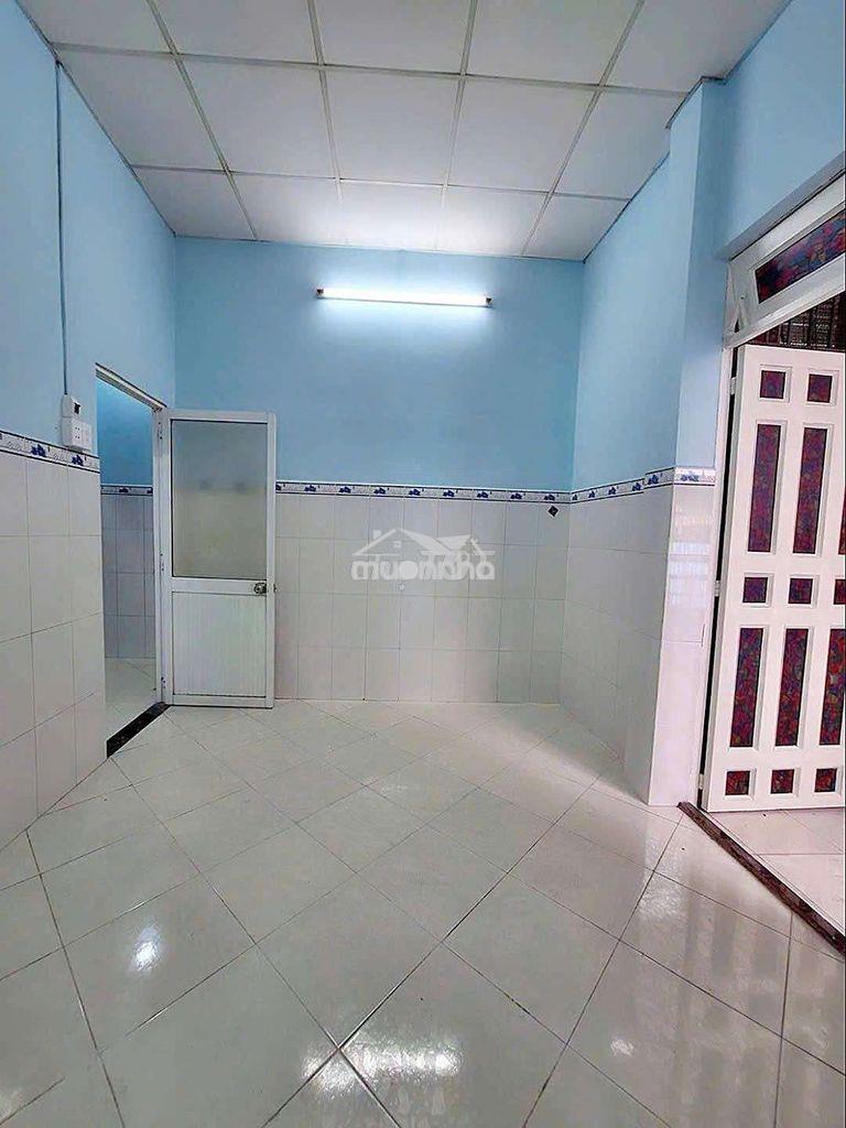 Nhà 2pn 2wc gần mặt tiền, q5 - 3