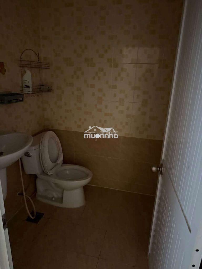 Cho thuê nhà 3 tầng 3pn 3wc,hẻm 60 lâm văn bền - Ảnh 3