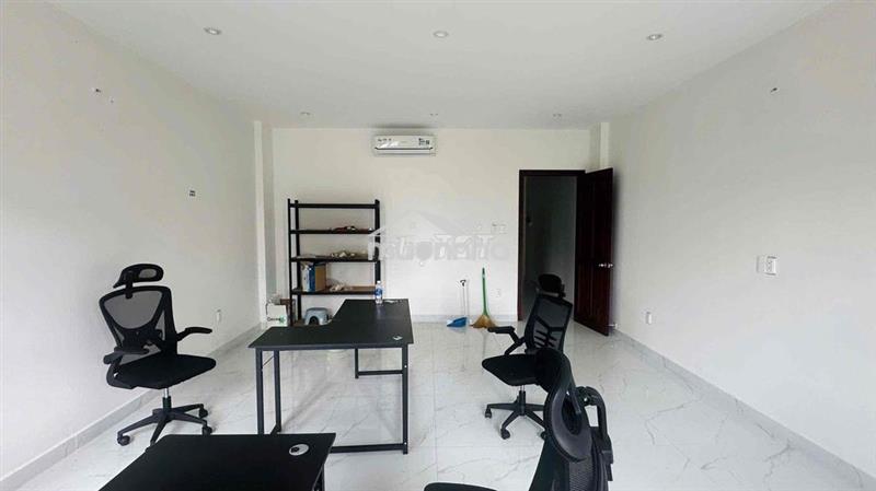 🔥🔥 Cho thuê nhà phố có hầm cityland gò vấp. full máy lạnh chỉ 40tr