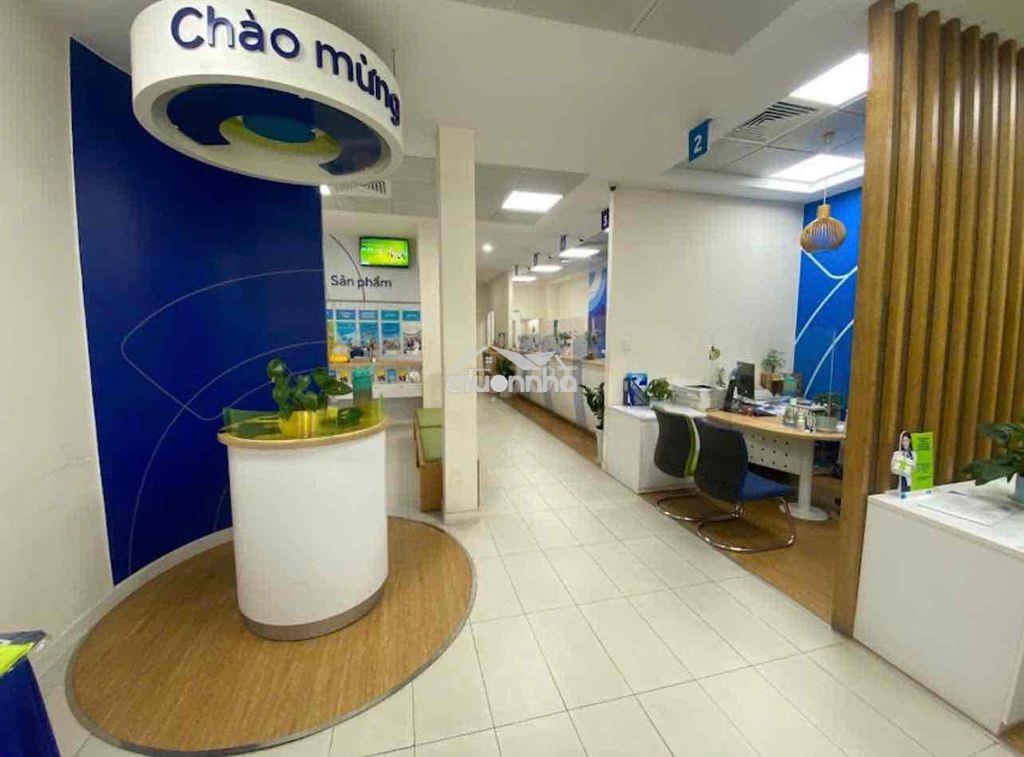 Cho thuê nhà mặt tiền lý tự trọng q1. dtsd 950m2 - 2