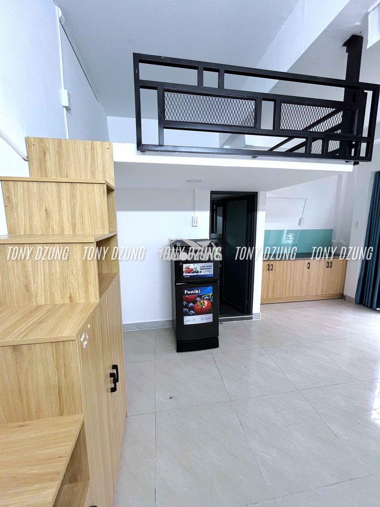 Phòng gác có ban công chill -ngay cityland center -gần đh công nghiệp