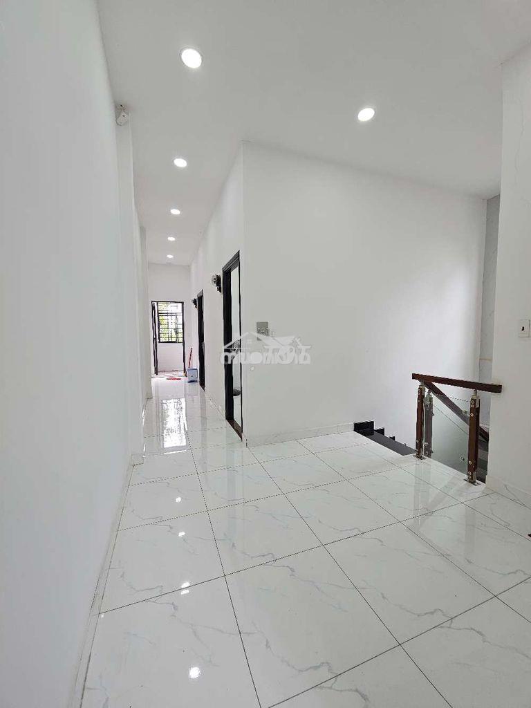 Nhà đẹp hẻm 4m thông thoáng âu dương lân - Ảnh 4
