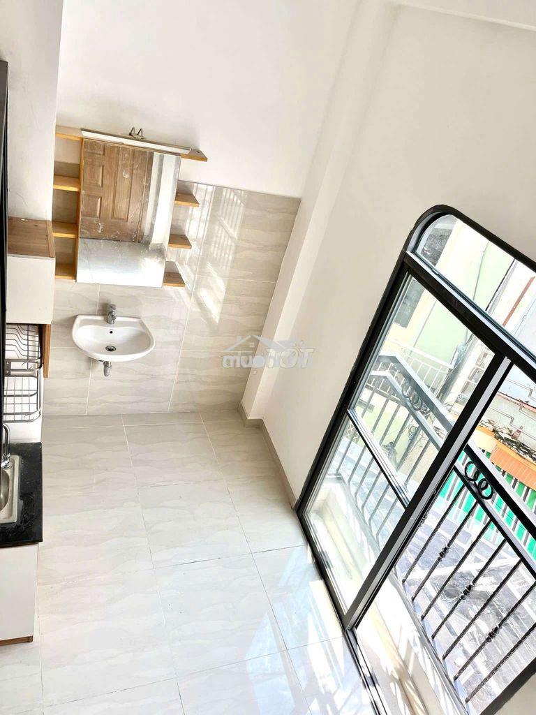 Ngô tất tố hẻm nhựa gần mặt tiền, 5pn, 5wc giá 35tr - 2