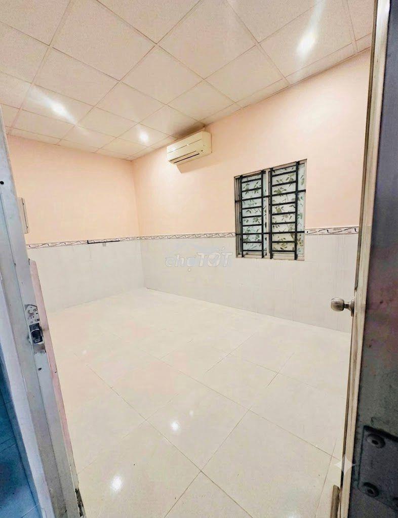 Cho thuê nhà hẻm oto đường 6 p. linh trung. dt 100m2 có 3pn2wc sân oto - Ảnh 2
