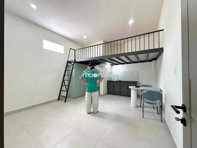 Duplex ban công,full nội thất - ngay làng đh,nlu,đhqg,kh-tn,uel,bcons