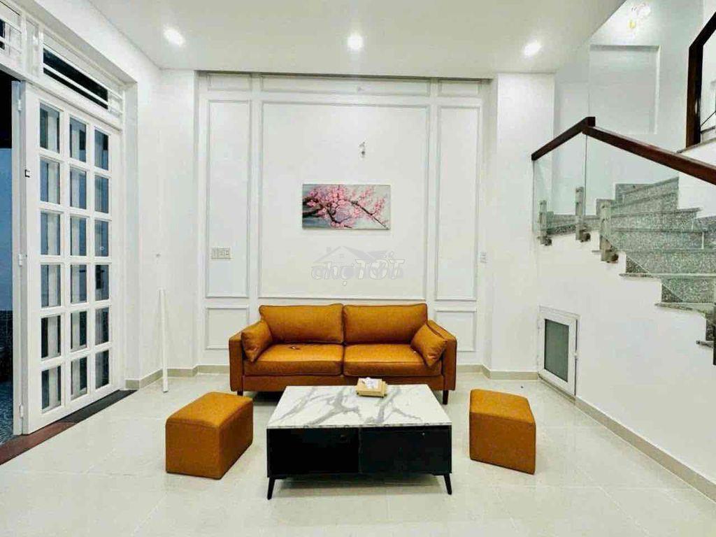 Nhà 1/hhg có nội thất (đậu xe hơi ) 2pn giá 7,5 tl - Ảnh 2