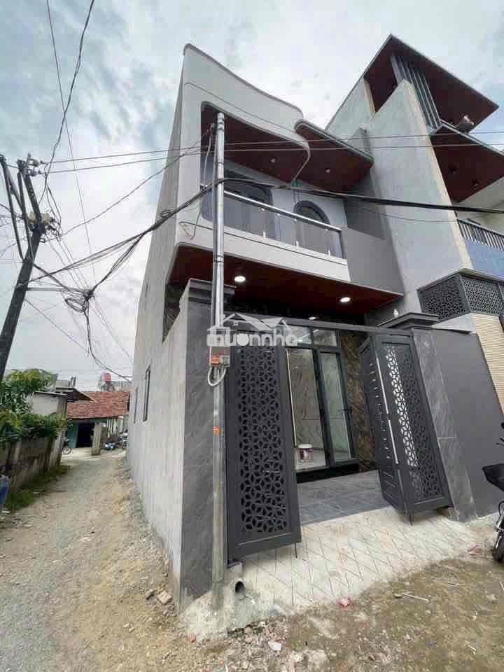 Bán nhà lầu phường tân vạn 2 mặt tiền