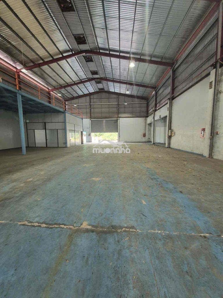 Cho thuê kho 1300m chỉ 40tr - Ảnh 2