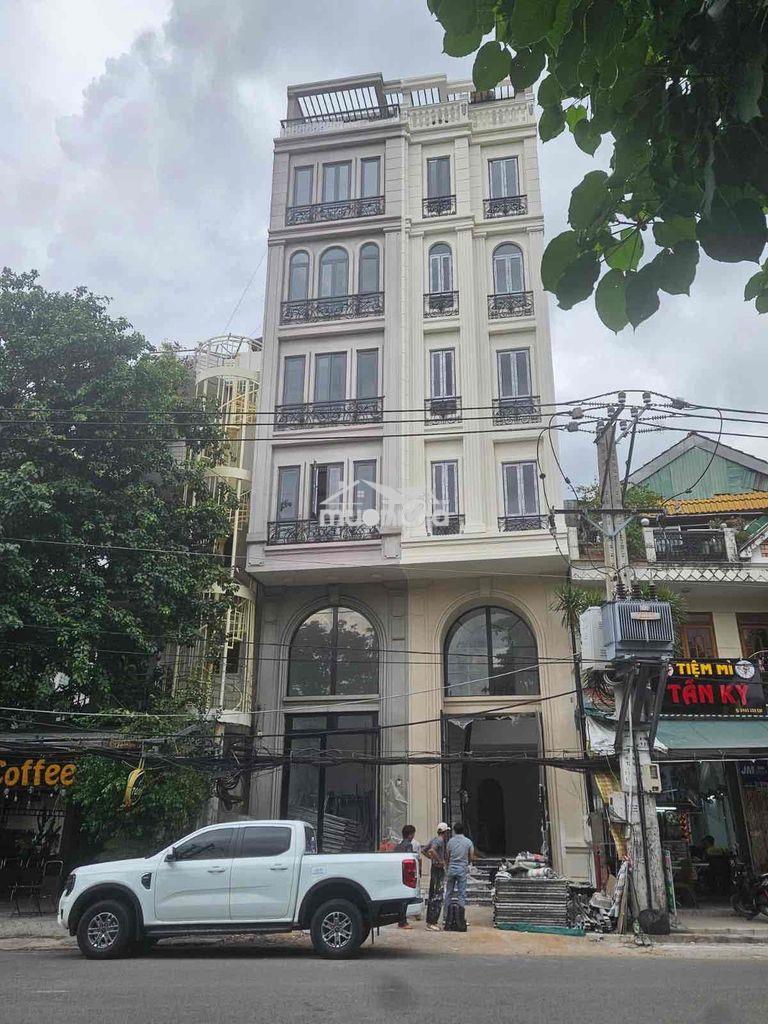 Cho thuê tòa nhà văn phòng mặt tiền đường thanh đa – vị trí đẹp bậc nh