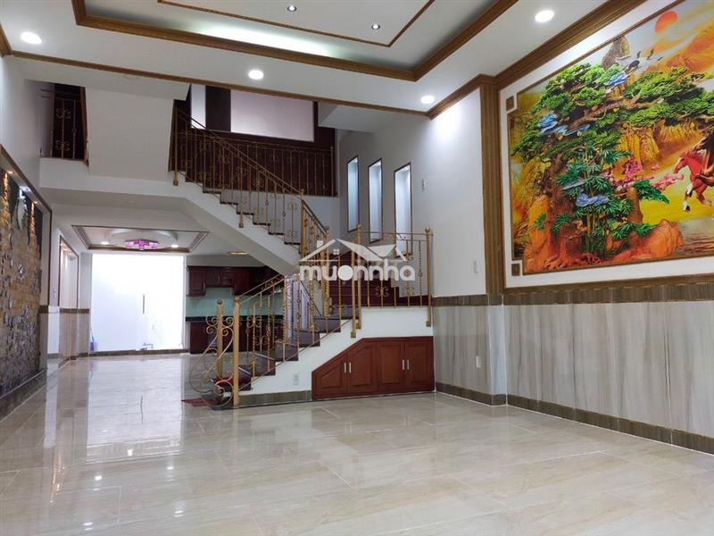 Nhà 160/30 đặng thùy trâm. dt 5x20m. trệt 2 lầu. 25tr/tháng