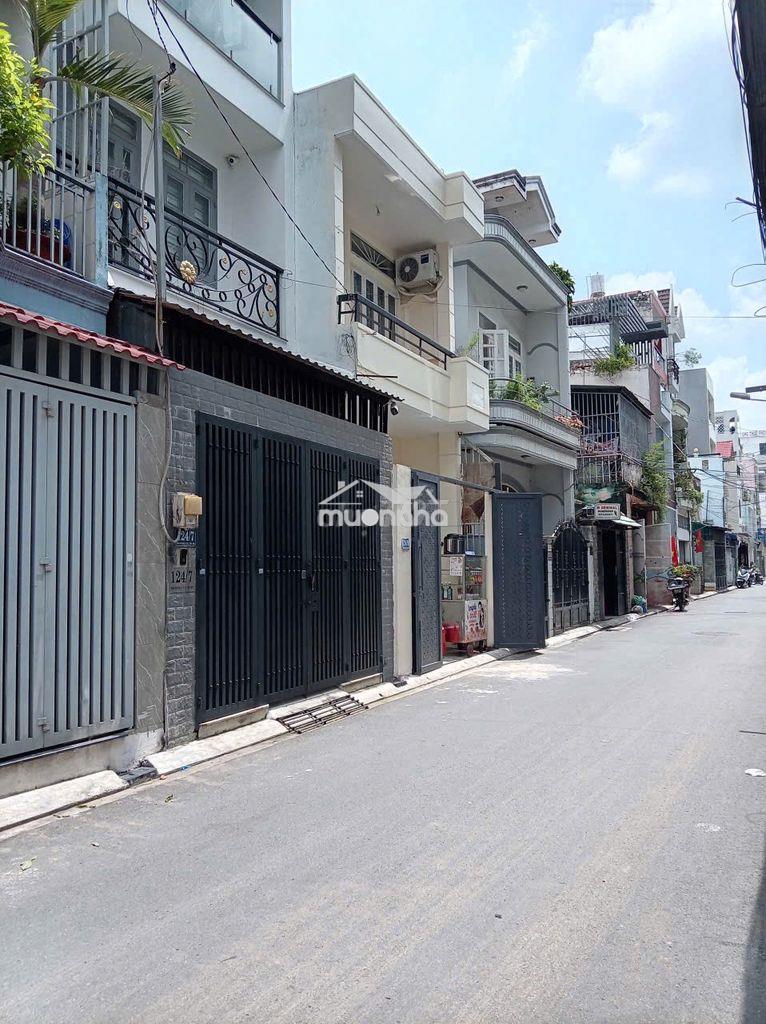 Hẻm thông 2 xe hơi ,phan huy ích,p15,tân bình, dt: 5x14m ,chỉ 7 tỷx