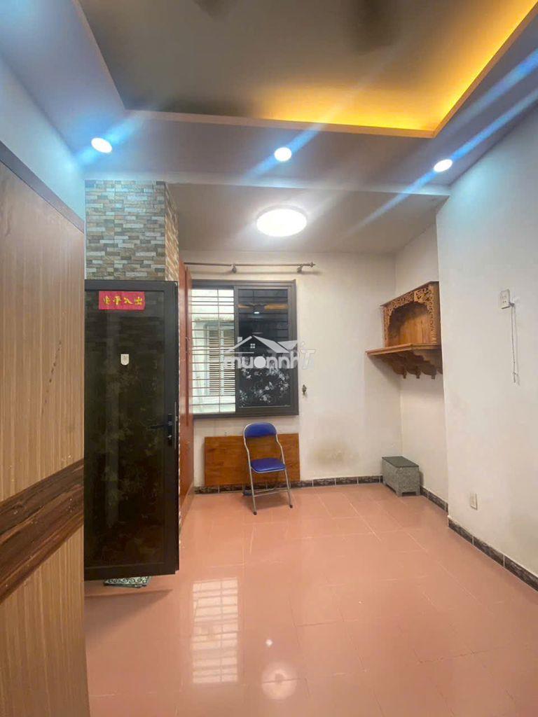 Chính chủ bán căn góc chung cư 26 ngô quyền lầu 1!