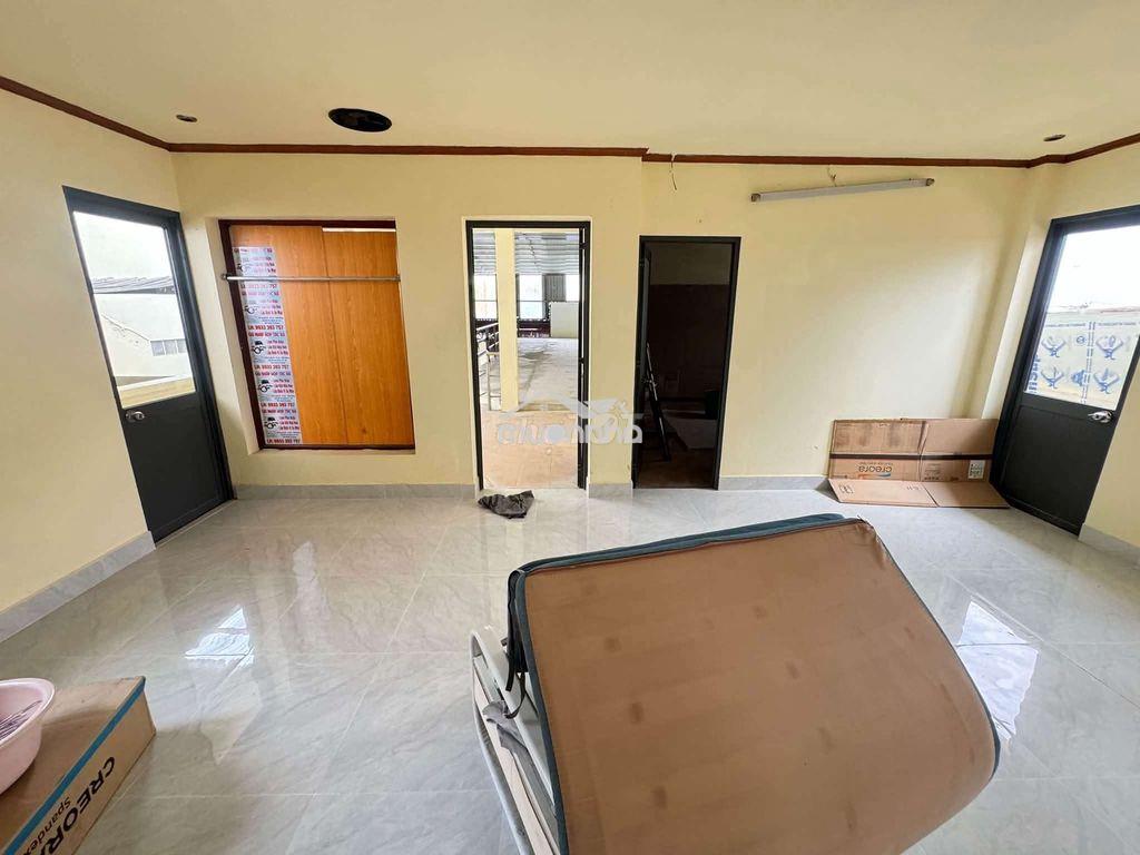 Kho mới vườn lài 600m2, gác giá 60 triệu - Ảnh 3