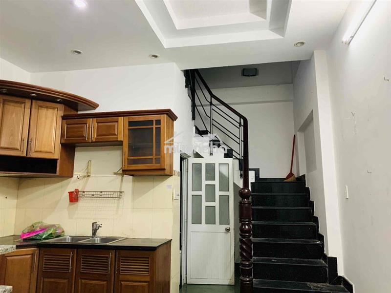 Nhà 2 phòng ngủ 6x8 cách mạng tháng 8