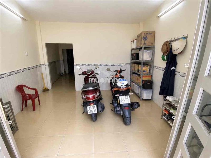 Cho thuê nhà giá rẽ khu vực bình thạnh gần chợ bà chiểu