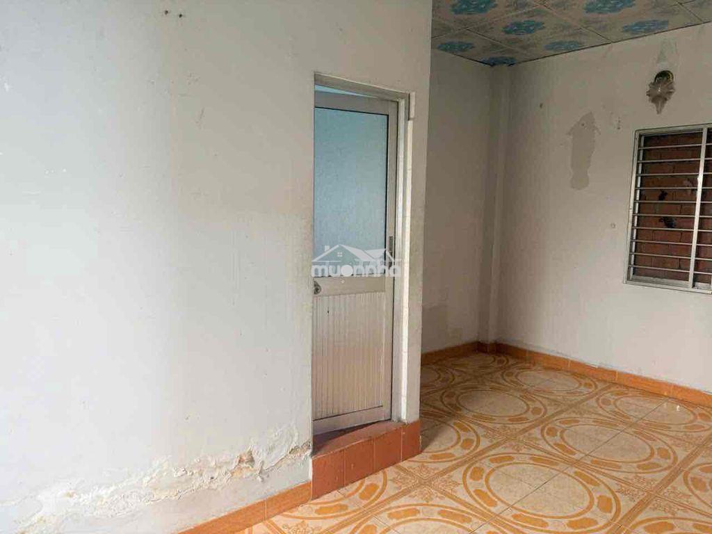 Cho thuê nhà 5x10m 2 lầu, 3pn, hxh, nguyễn văn quá, q12 - 3
