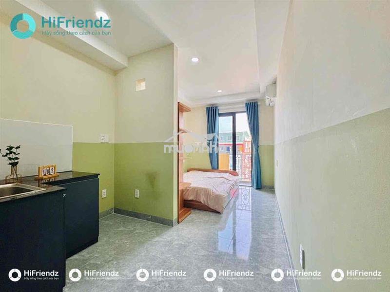 Trống studio, tách bếp, bancol - ngay lạc long quân q11