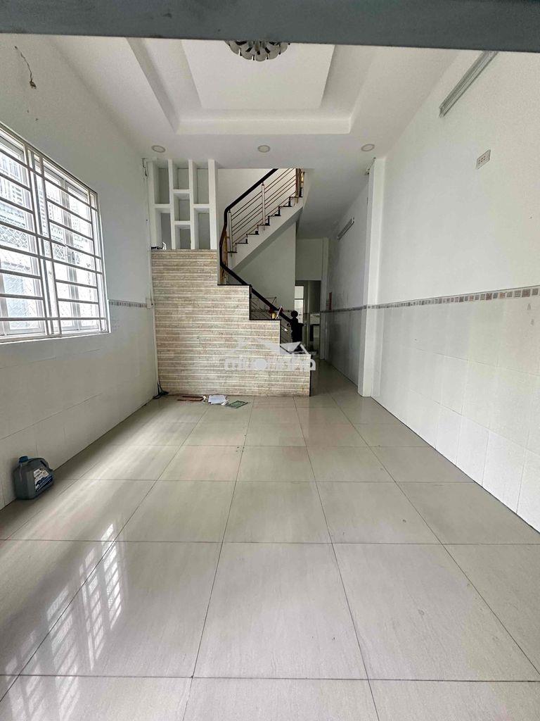 Cho thuê nhà h8m khu bàu cát p14 tb. dt: 4m x 21m 2 lầu giá 16tr - Ảnh 2