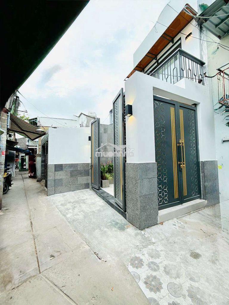 Nhà đẹp có sân vườn diện tích khủng nguyễn duy p14 q8 - Ảnh 2