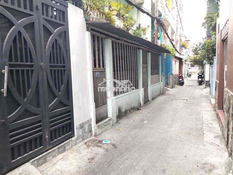 ( 𝐐. 𝟏𝟎 ) Nhà 4 tầng hẻm 1/ đường cmt8  ● 𝗚𝗶𝗮́: 7 tỷ