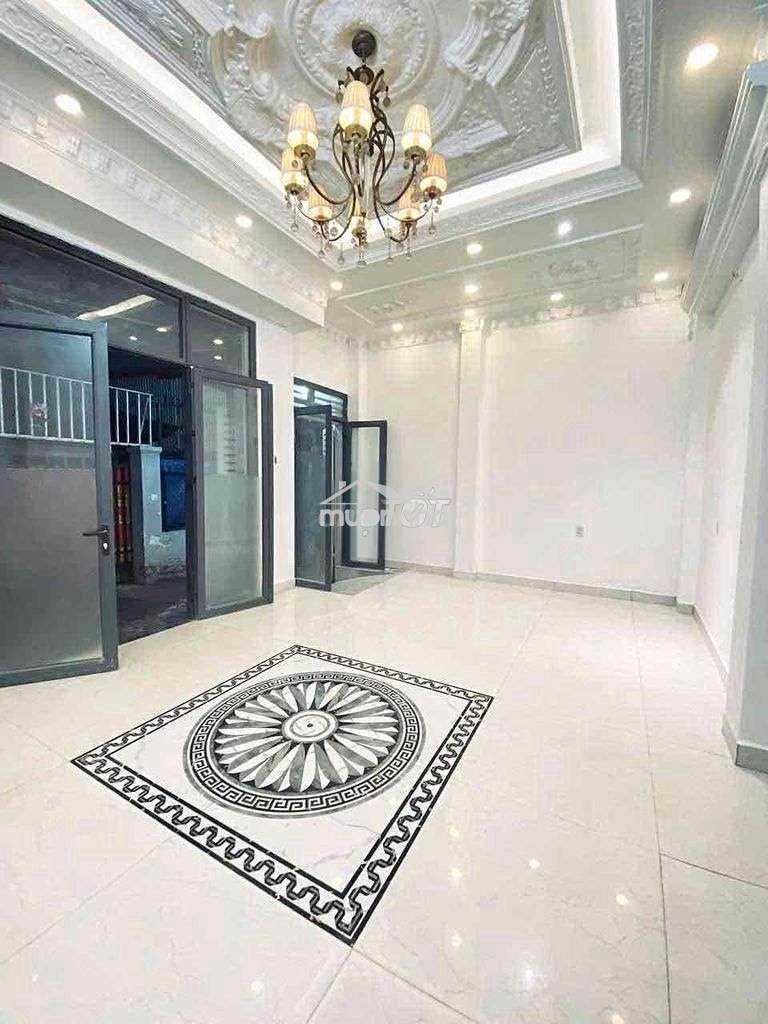 Nhà trệt lầu 3pn.3wc dt: 6x10m hẻm thông 1027 htp