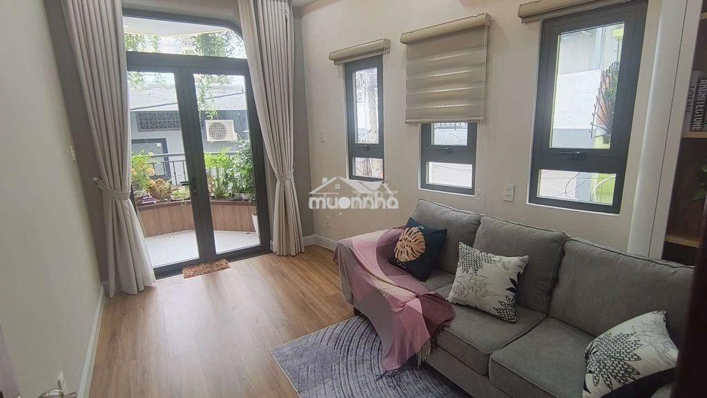 Nhà đẹp phú nhuận, 52m2, 9.5 tỉ, 4 tầng, 5pn, cô giang, giáp quận 1 - 4