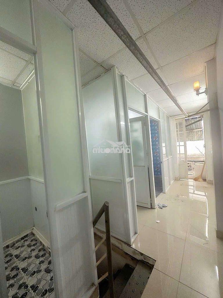 ☘️Nhà gần mặt tiền đường hậu giang - q6 - 30m2 chỉ hơn 3 tỷ. - 3