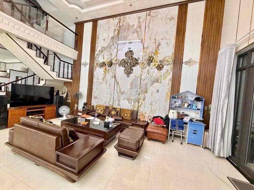 Bán nhà gấp 2 tầng dt 101m2 kp chiêu liêu p dĩ an - Ảnh 2