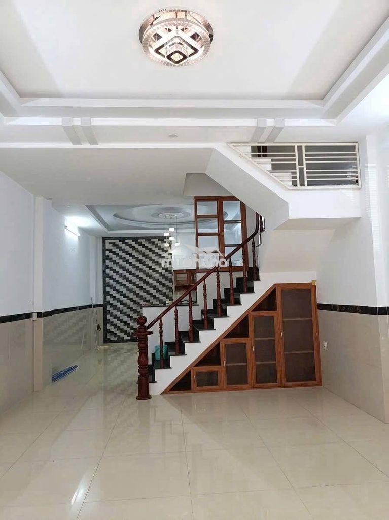 Cho thuê nhà 3 lầu hẻm nhựa lâm thị hố p. tân chánh hiệp q12