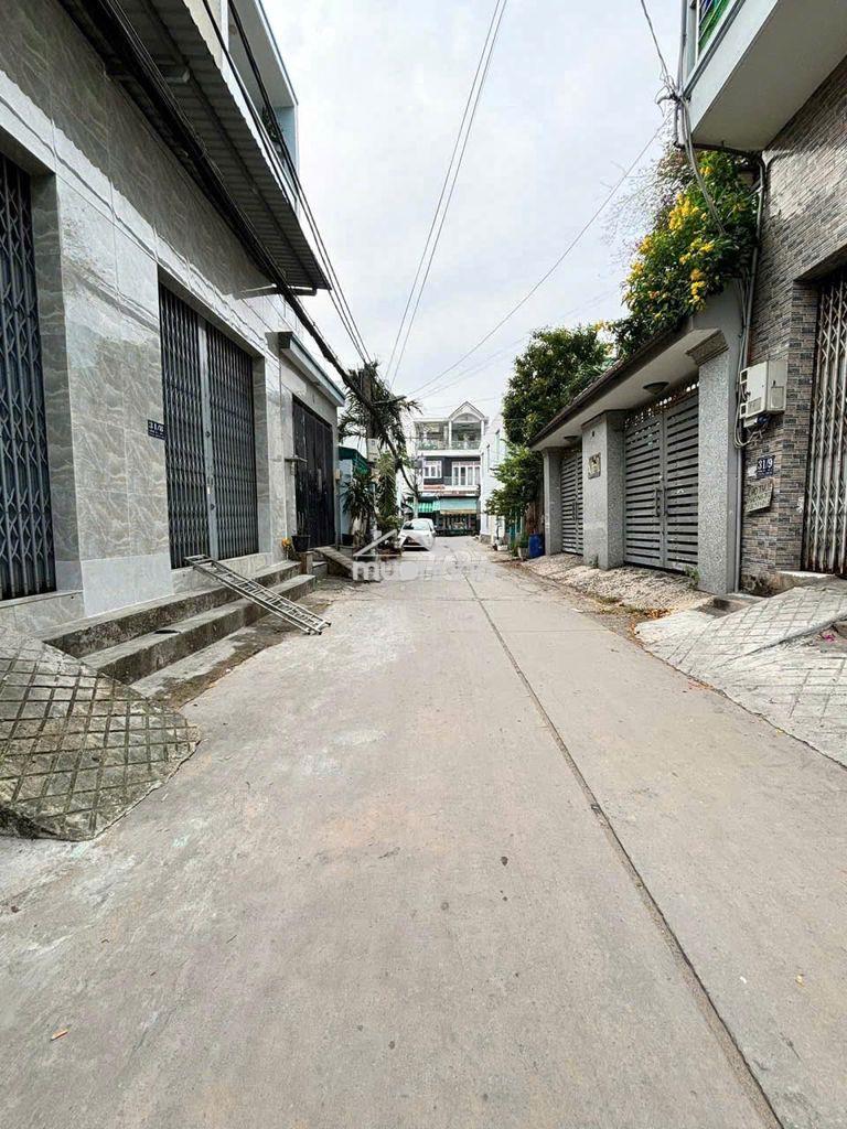 Nhà 8x20m, gác lửng ,1pn, có 3 pha , tỉnh lộ 10 giá 10tr/tháng - Ảnh 2
