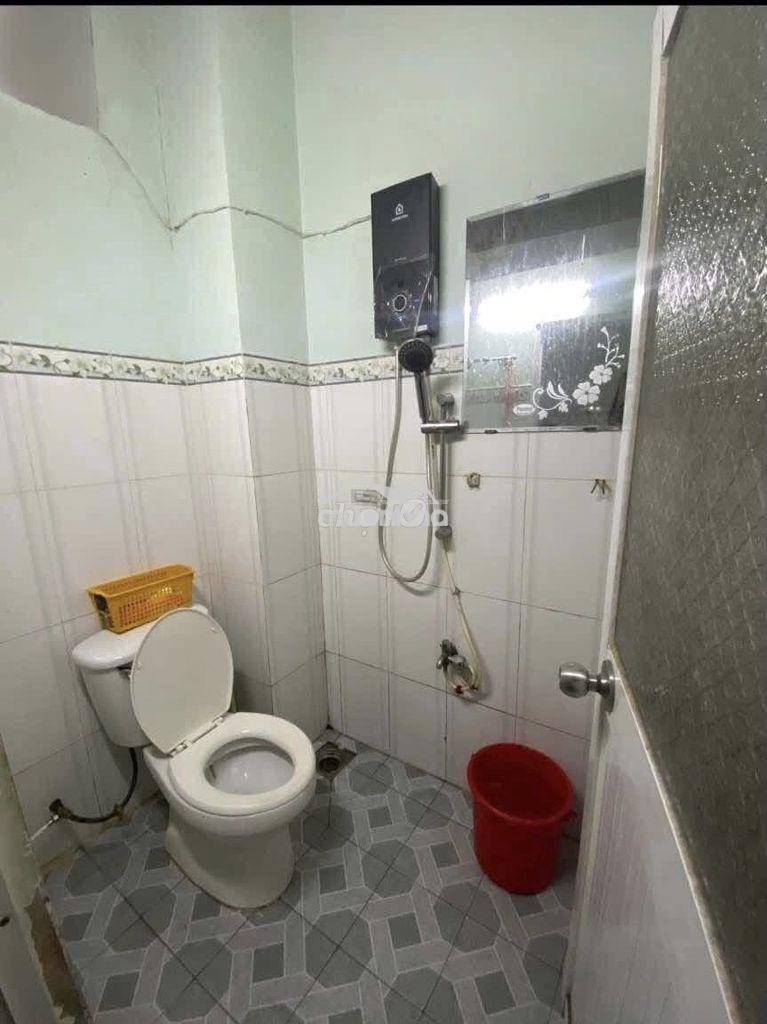 Nhà 1 lầu đúc, 3.3m x 12m, 2pn, 2wc, hẻm 3m lò gốm - Ảnh 2