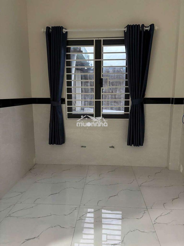 Nhà 3 lầu 5pn mặt tiền đường lê văn lương - Ảnh 3