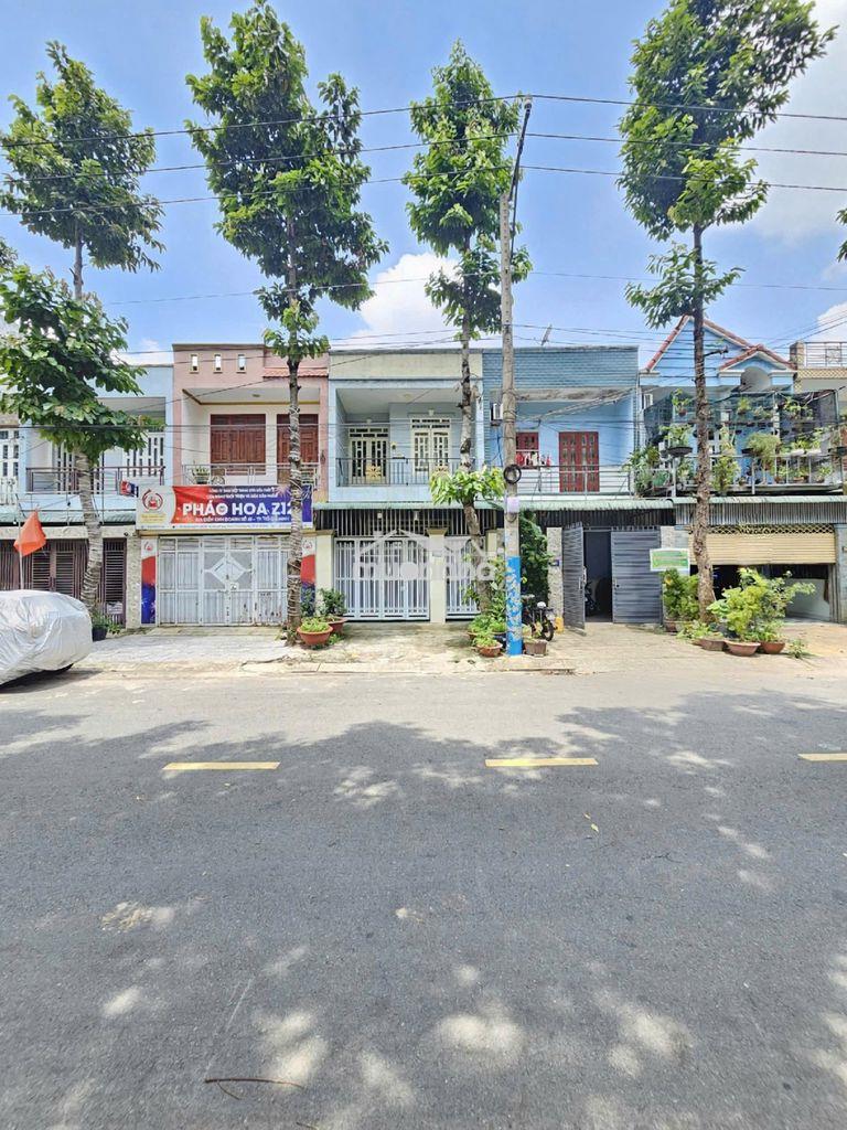 Nhà 5x18m kdc biconsi đối diện quỹ đất giáo dục, gần kcn tân đông hiệp
