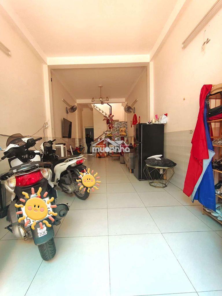 Hẻm xe hơi - khu bầu cát