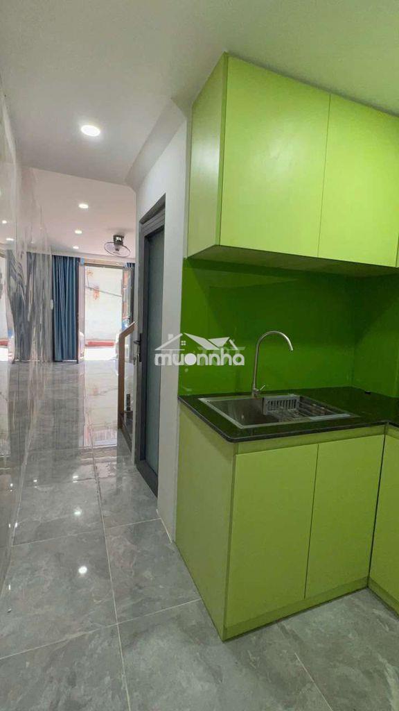 10 bước chân quận 1 - 1 căn ra mặt tiền - 32m2 3pn 3wc - 2