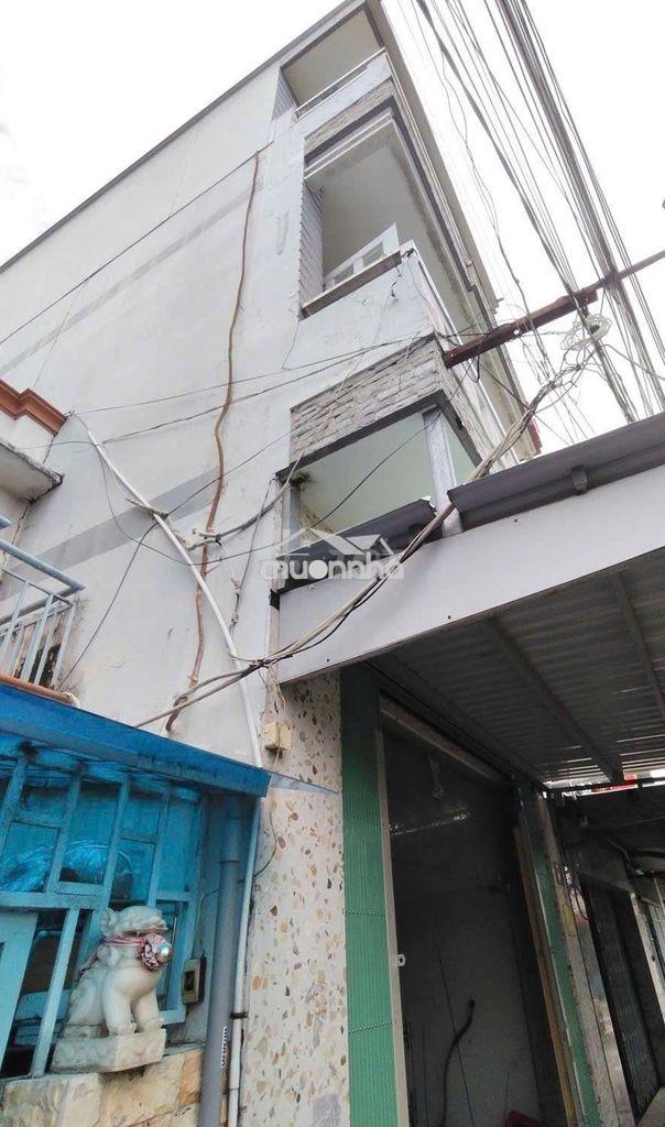 Nhà bán sỗ hồng riêng phong phú 4 x12m 1 trệt 2 lầu 3pn 2 wc , 4,1 tỉ